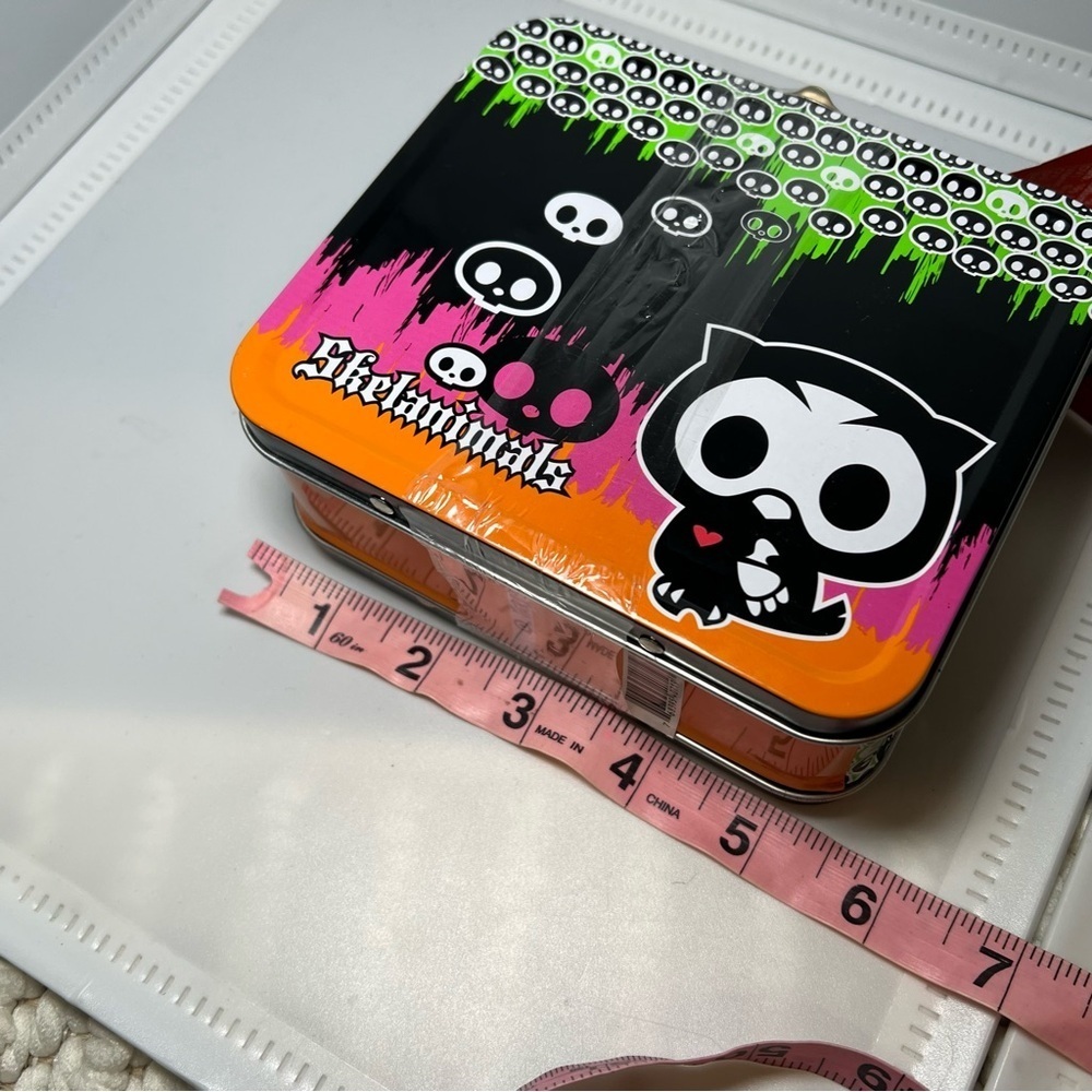 Skelanimals Mini Tin Lunch Box Target Exclusive 4x3in Never Opened New - Picture 7 of 8